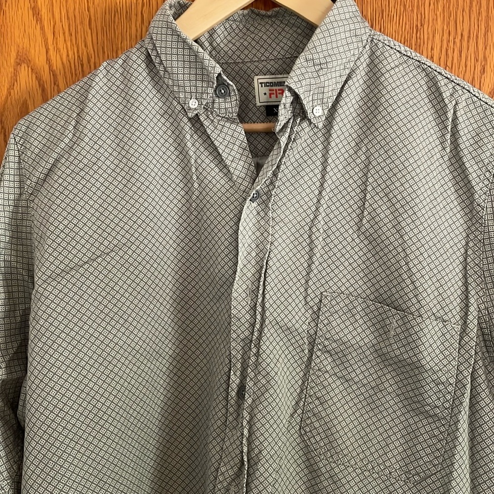 Ticomela FR XL button up long sleeve shirt. Worn but in good condition.